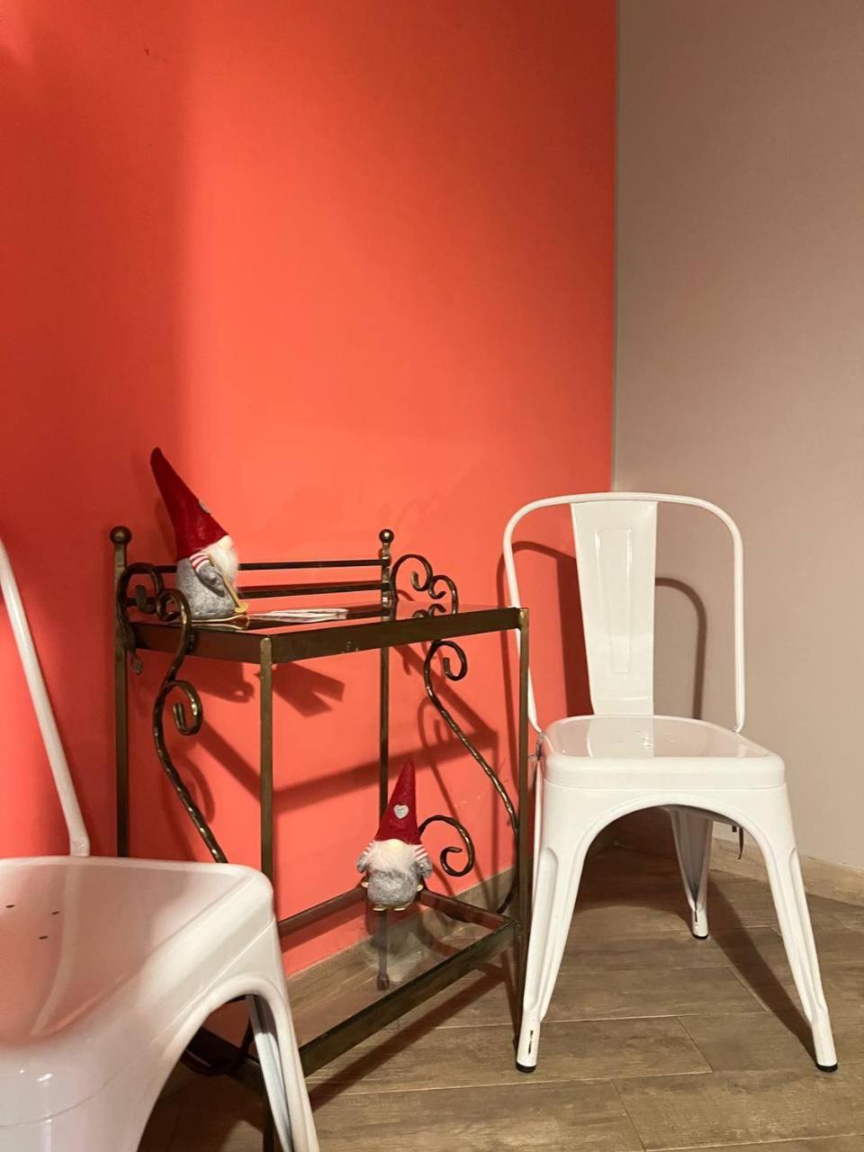 Moonlight Hostel Lviv Bagian luar foto